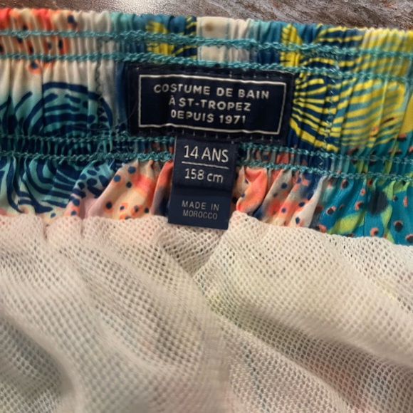 Vilebrequin Colorful Patterned Swim Shorts - Picture 7 of 7